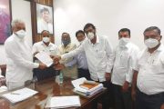 फळपीक विमा योजनेत पालघरच्या शेतकऱ्यांच्या विमा हप्त्यात अवाजवी वाढ 