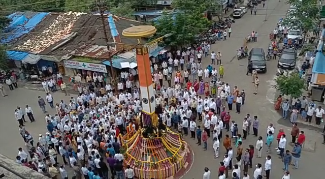 शहिदांना वाहण्यात आली श्रद्धांजली