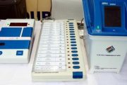 म्हणून ११ निवडणुक कर्मचाऱ्यांविरुध्द गुन्हा दाखल