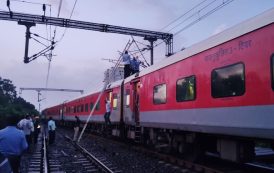 पश्चिम रेल्वेची वाहतूक सेवा विस्कळीत