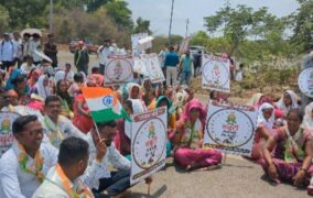 “२४ तासांची गुलामी नको”, पालघरमध्ये रुग्णवाहिका चालकांचे घड्याळ आंदोलन
