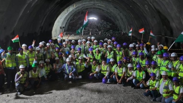 मुंबई-अहमदाबाद बुलेट ट्रेन प्रकल्पांतर्गत महाराष्ट्रात तिसऱ्या पर्वतीय बोगद्याचे काम पूर्ण